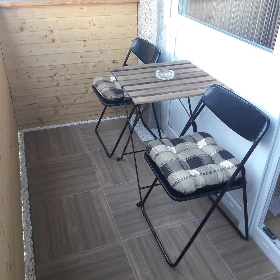 Studio 18 Apartman Kazincbarcika Eksteriør billede