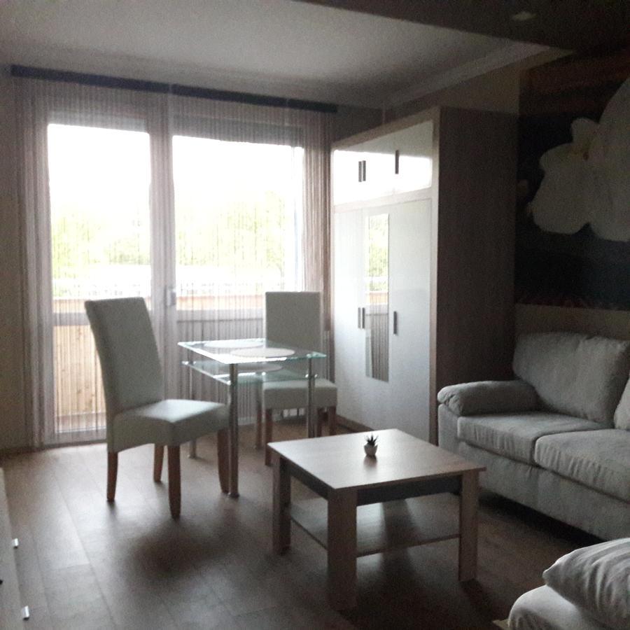 Studio 18 Apartman Kazincbarcika Eksteriør billede